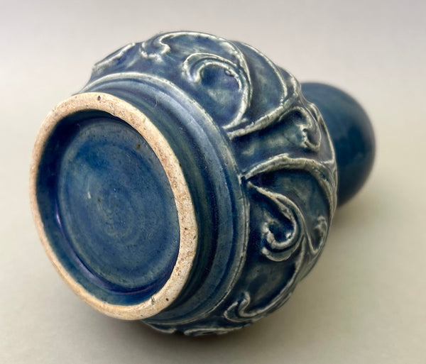Ming Blue Monochrome Fahua Lotus double gourd vase - 15th - 17th Century Chinese Porcelain