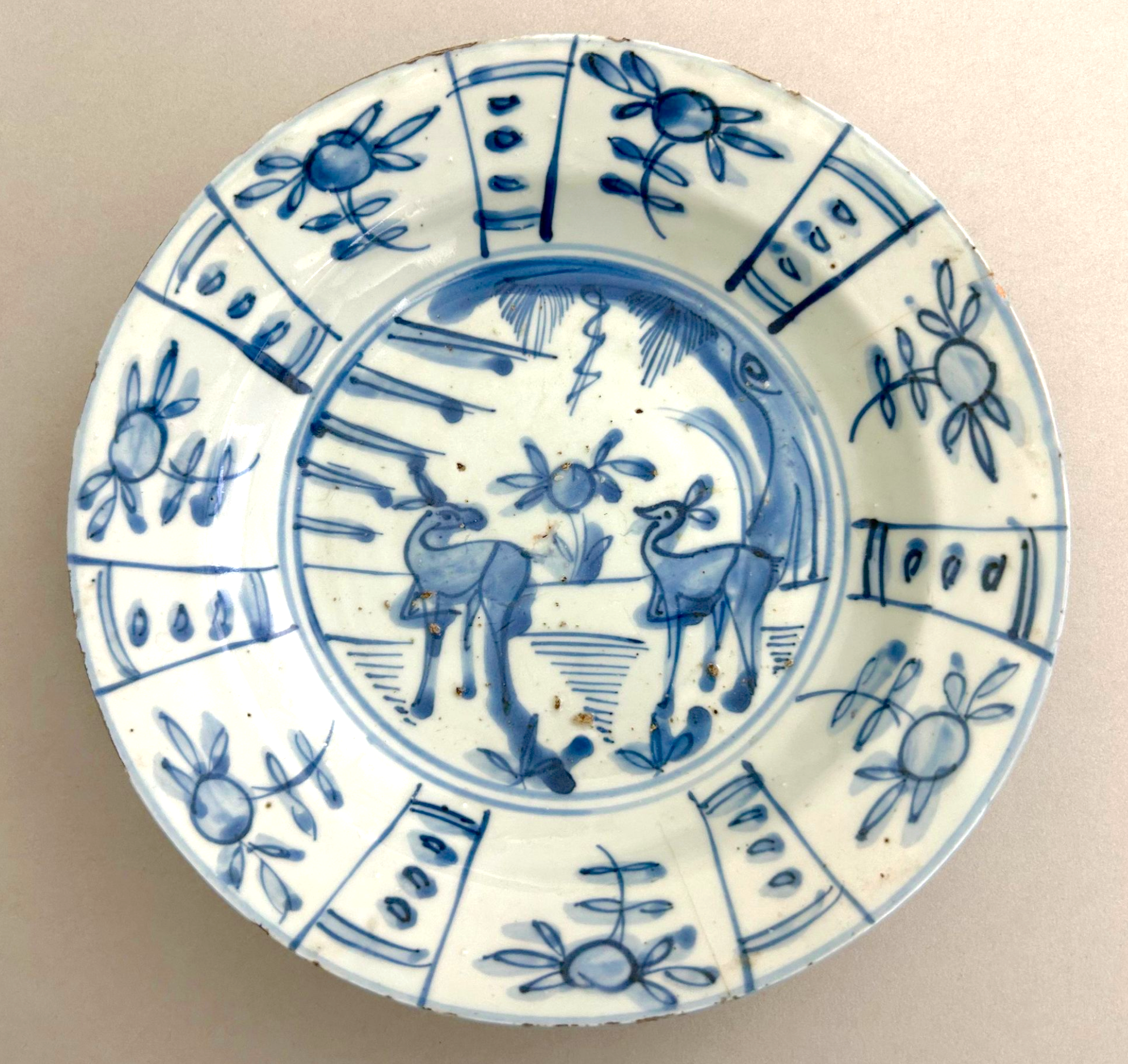 Ming Deer Kraak plate - Chinese porcelain