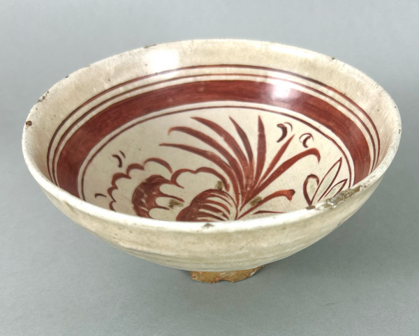 A Red CIZHOU DEEP BOWL JIN DYNASTY (1115-1234) Chinese - Antique